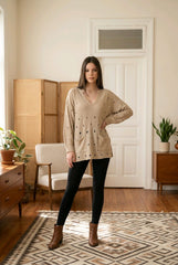 Μπλούζα Λεπτής Πλέξης με V Λαιμόκοψη & Διάτρητες Λεπτομέρειες - Μπεζ