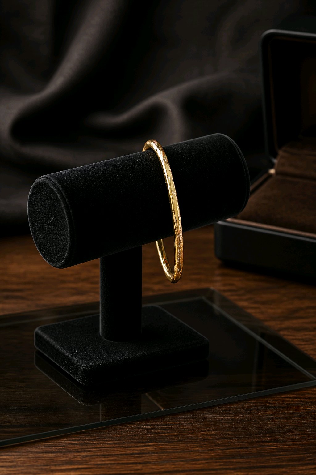 Gaia Gold Hammered Bracelet